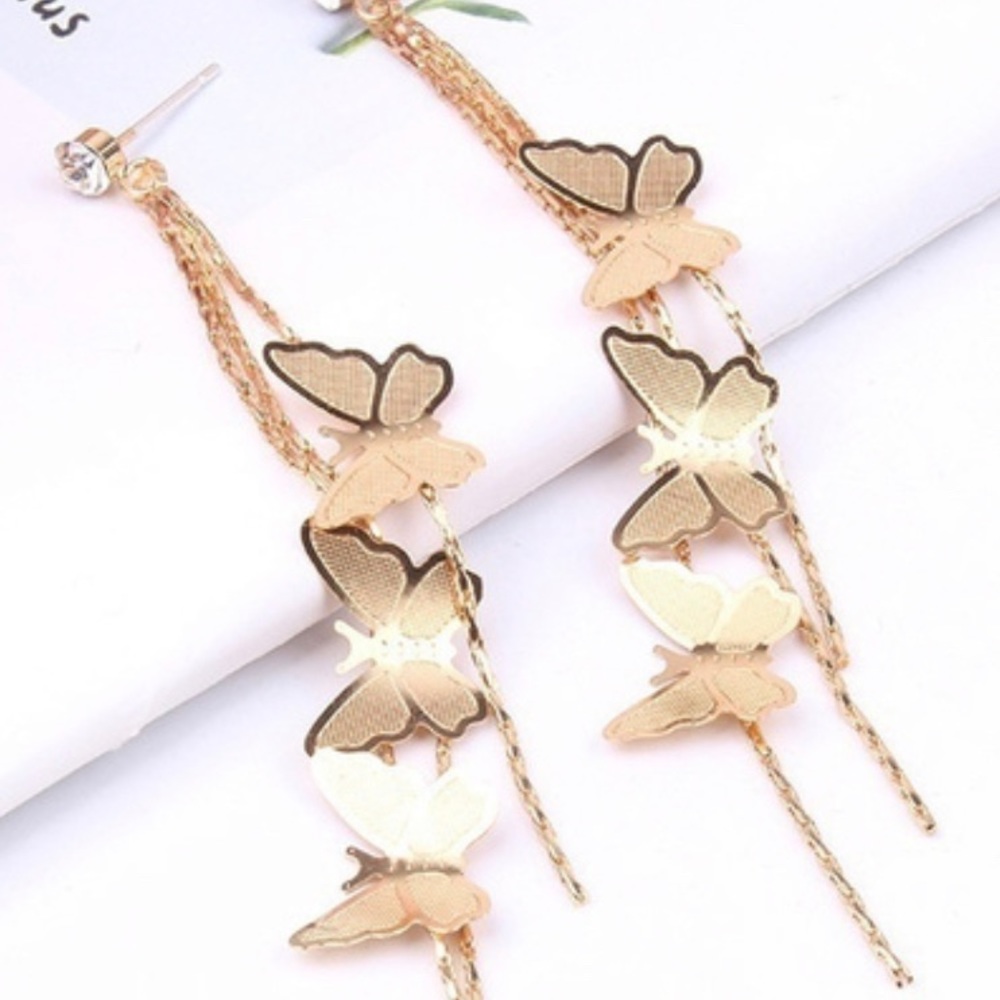 Vivid Ombre Butterfly Dangle Earrings-Gold 🦋